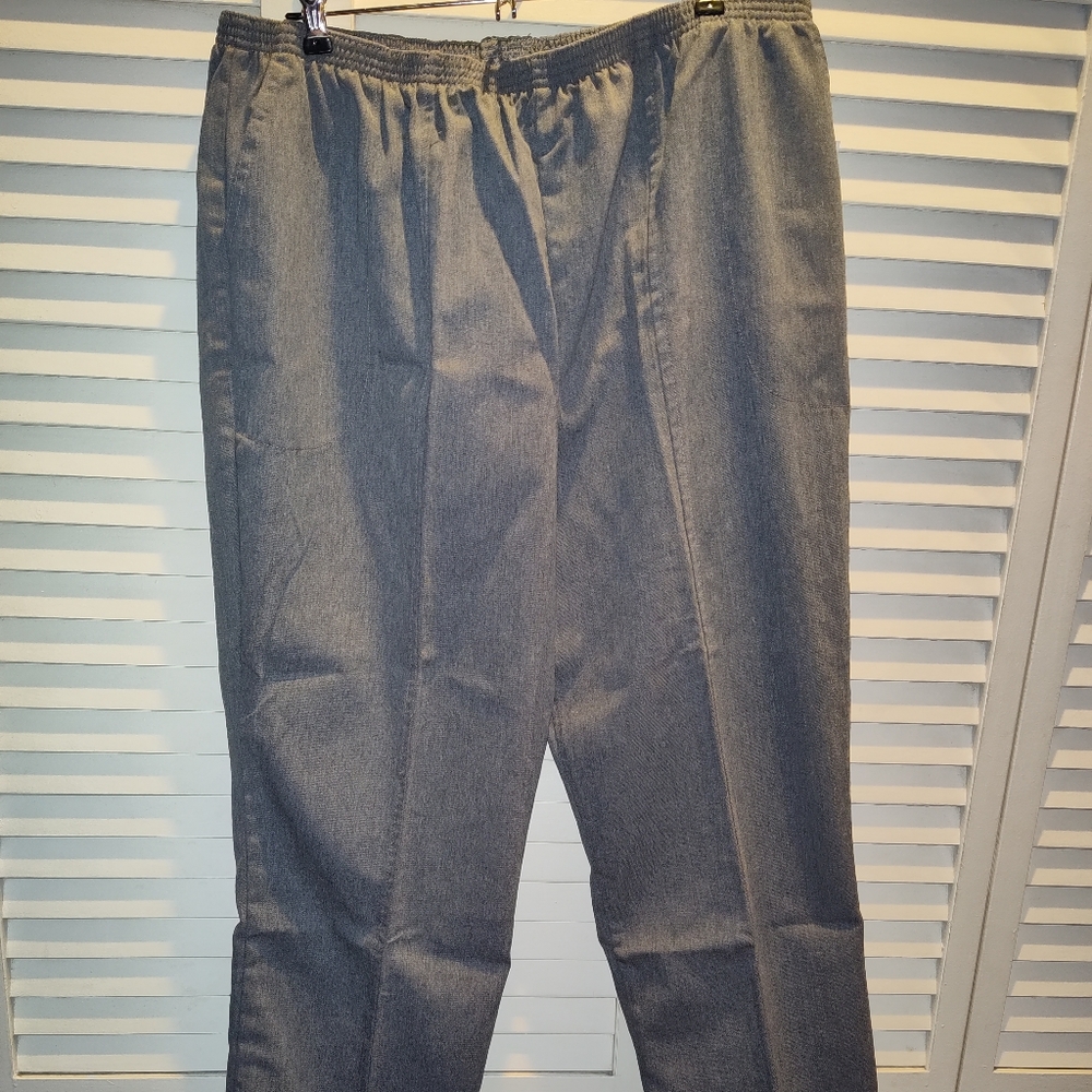 NEW Haband women's slacks